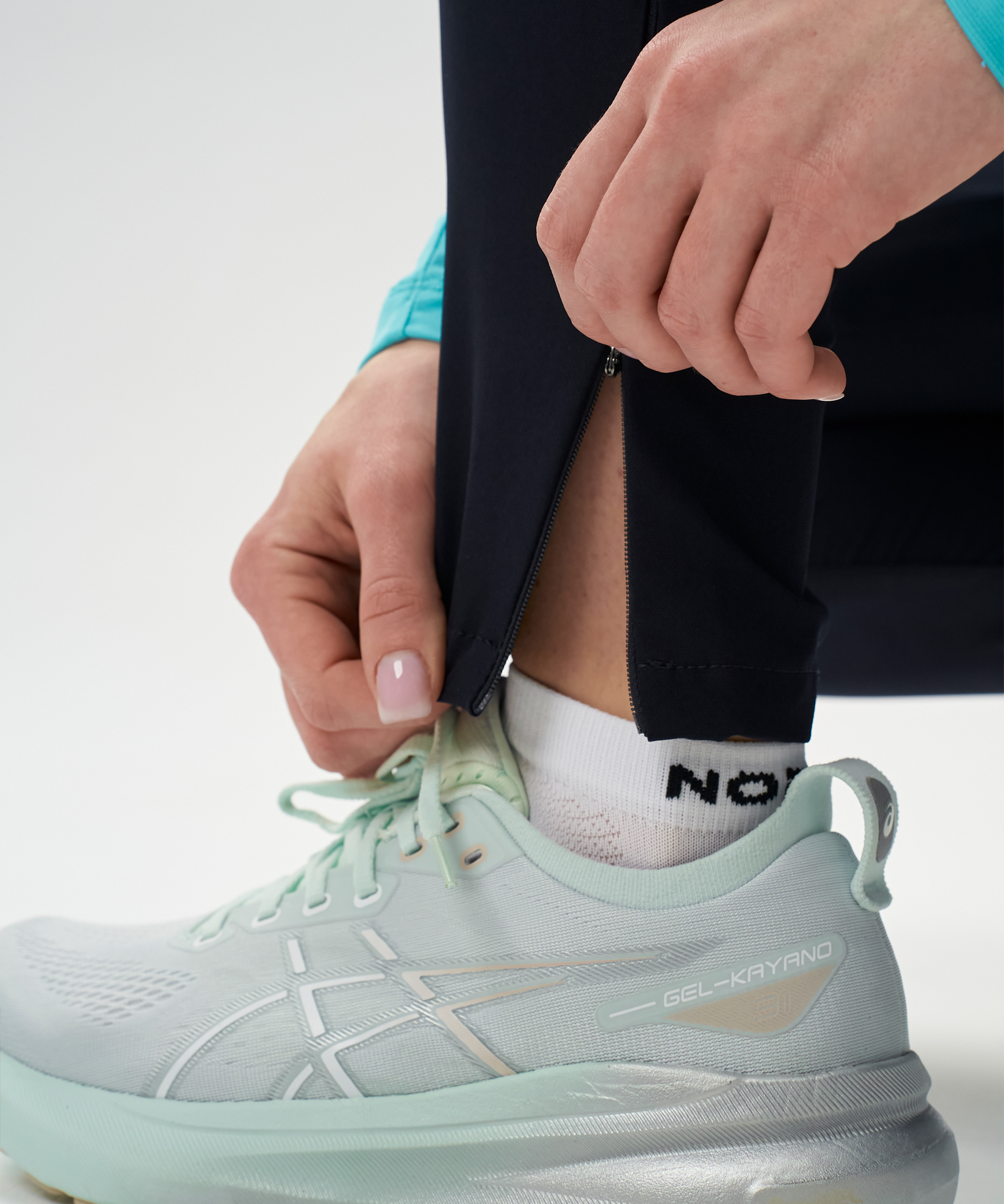 Брюки беговые Nordski Upcast Carbon W