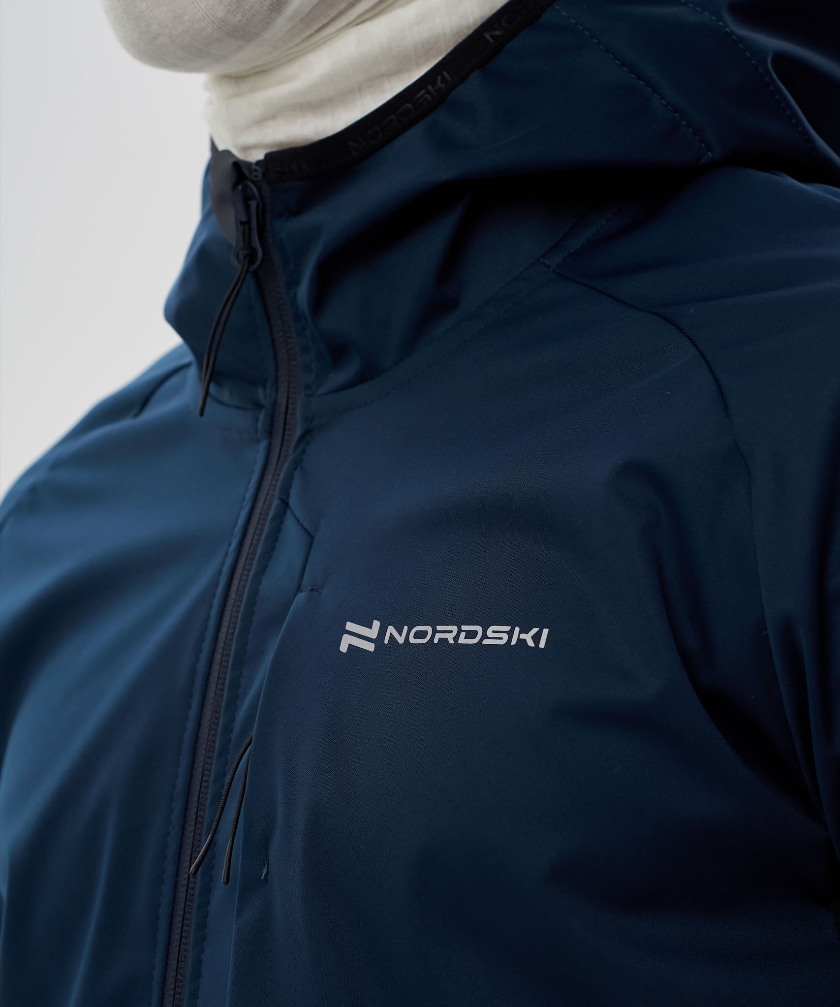 Тренировочная куртка Nordski PRO TOUR HOOD Deep/Black