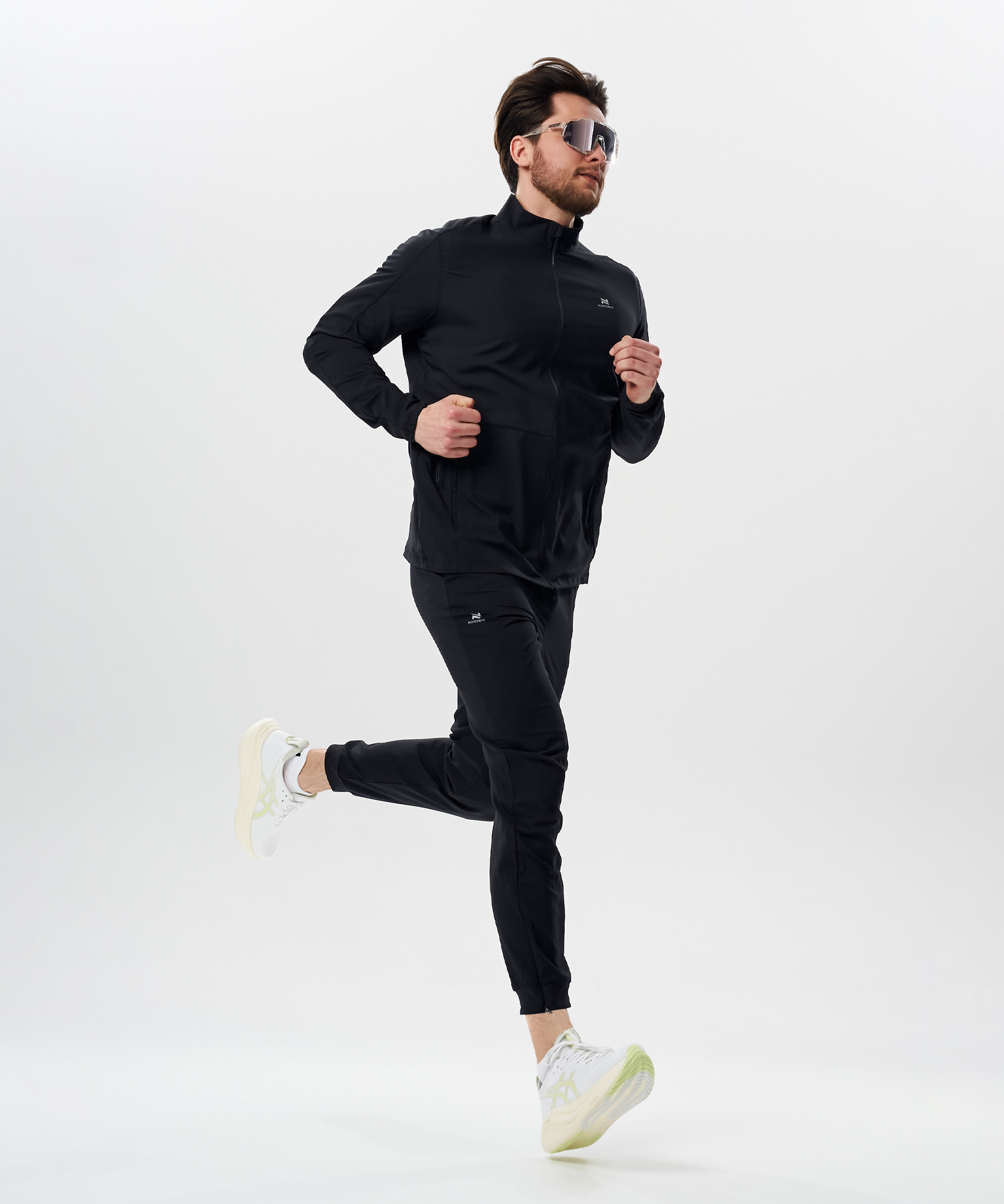 Ветровка беговая Nordski Light Cross Black