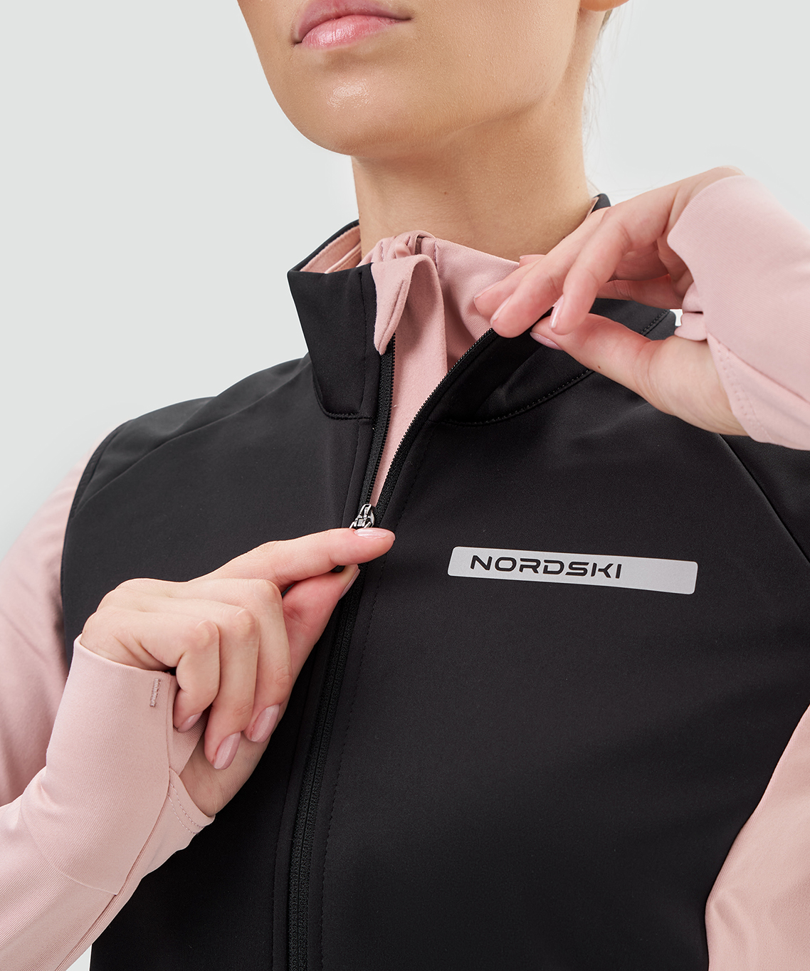 Жилет тренировочный Nordski Core Black/Soft Pink W